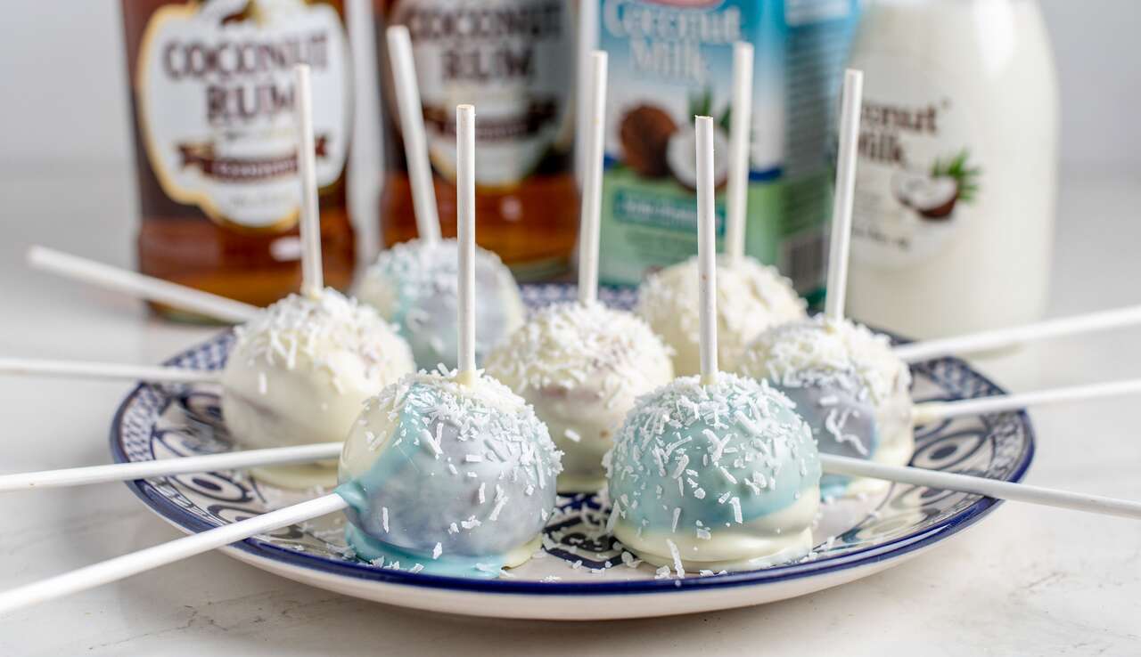 Cake pops cocktail coco : la recette gourmande