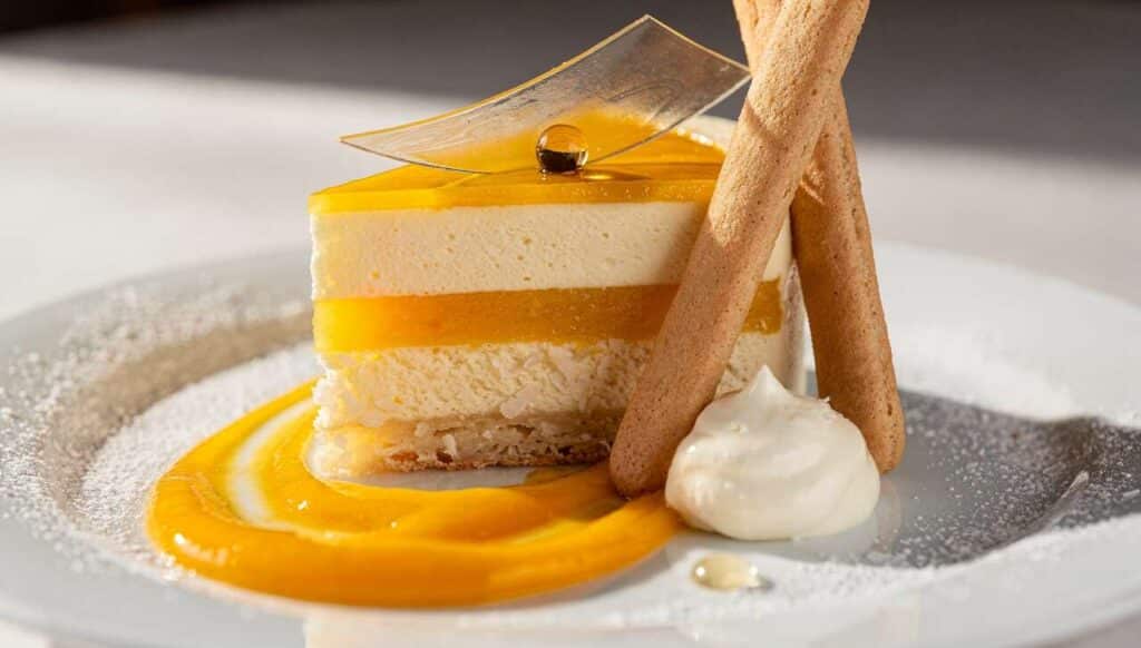 Entremets vanille, mangue et noix de coco : recette exotique