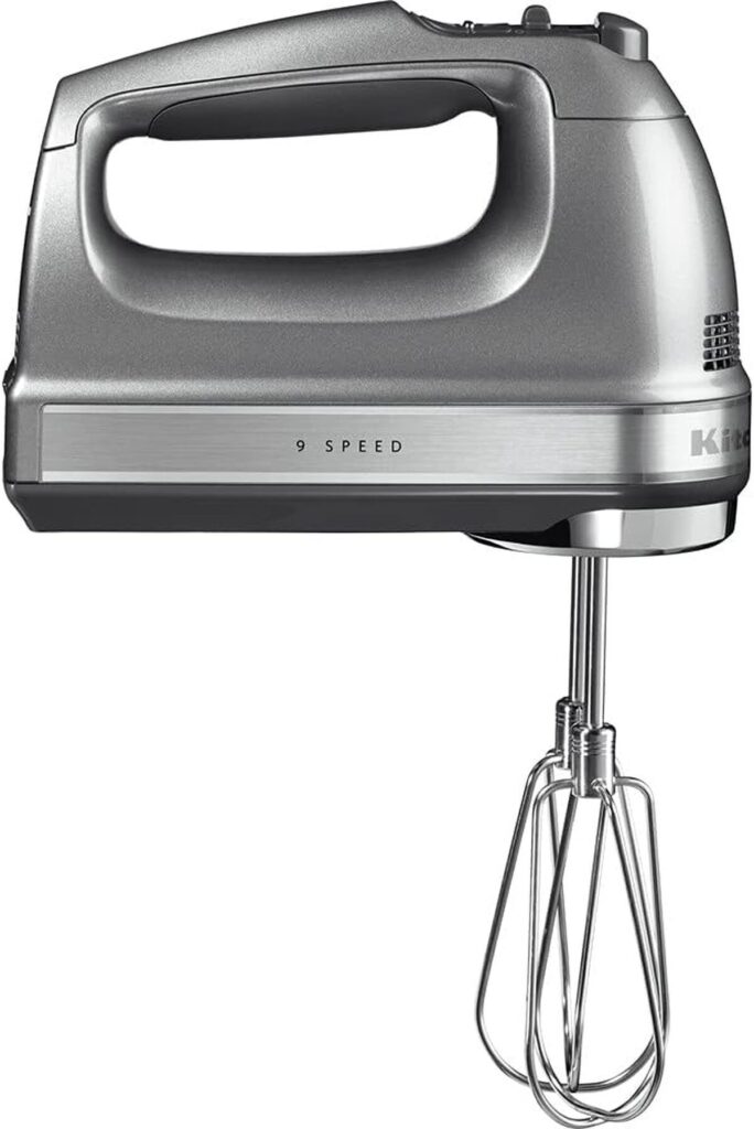 Test KitchenAid batteur électrique 9 vitesses : puissance et silence au rendez-vous